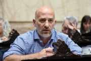 Yacobitti: “Van a marchar en defensa de la universidad pública muchas personas que votaron a Milei”