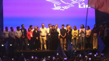 Milei cerró su campaña en Rosario
