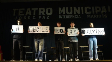 "Un día mas, bullying" se vió en el Teatro Municipal de José C Paz
