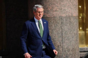 Tras el mensaje de Scott Bessent, Caputo y Bausili viajan mañana a Washington