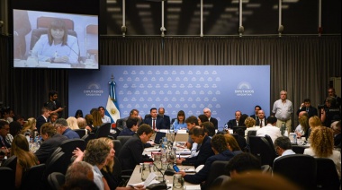Continúa el debate de la "ley ómnibus" en el plenario de comisiones de la Cámara de Diputados