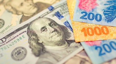 Levantaron el cepo, pero el Central ordenó a los bancos no vender más de 100 dólares por mes a las compras en efectivo