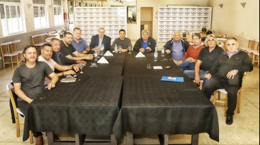 Gremios del transporte suspenden el paro previsto para el 17 de octubre
