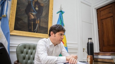 "Milei celebra más deuda, ajuste y sumisión al FMI", dijo Kicillof tras los anuncios