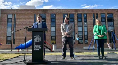 "No podemos esperar que los vecinos inauguren un hospital" dijo kicillof