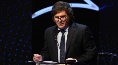 Por decisión de Milei le anularon la jubilación de privilegio a Cristina y le retiraron la pensión