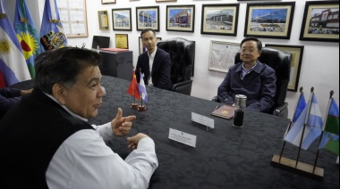 El Intendente de José C Paz recibió comitiva oficial de la provincia de Hubei de la República Popular China