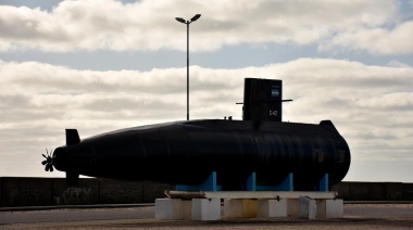 Repusieron la réplica del submarino ARA San Juan