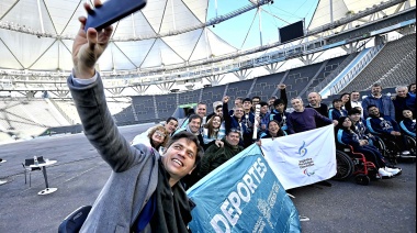 Kicillof despidió a la delegación bonaerense que participará de los Juegos Paralímpicos