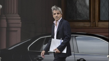 Caputo afirmó que la dolarización y el cierre del BCRA siguen siendo banderas del Gobierno