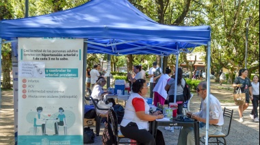 Operativo sociosanitario en la plaza Belgrano de José C Paz