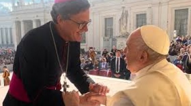 El arzobispo de Buenos Aires no viaja a despedir al Papa para “acompañar al pueblo y a los curas