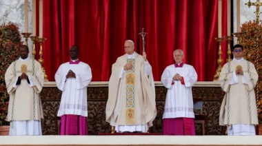 León XIV inició su papado al frente de la Iglesia Católica