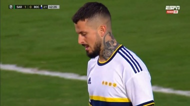 Benedetto falló un penal sobre el final y Boca cayó en su visita a Sarmiento