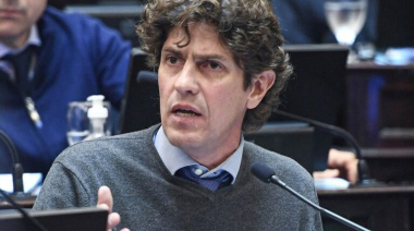 Lousteau calificó a Luis Caputo de "ludópata peligroso" por “apostar” con los dólares del FMI