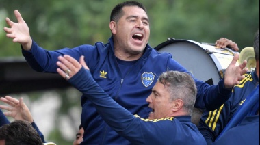 Riquelme anunciará la designación de Diego Martínez como DT de Boca