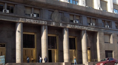 Economía anuncia medidas para monotributistas, jubilados y trabajadores que no pagan Ganancias
