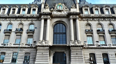 La Aduana denunció a una petrolera por "flagrante sobrefacturación" de importaciones