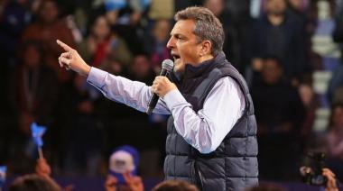 UxP oficializó la fórmula Massa-Rossi e inscribió listas con mayoría kirchnerista