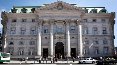 Bancos: los depósitos en pesos se mantienen estables, pero crecen los préstamos