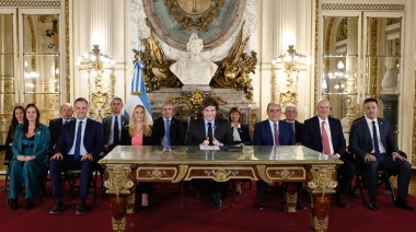 Milei justificó la inflación, escondió la devaluación y celebró el acuerdo con el FMI