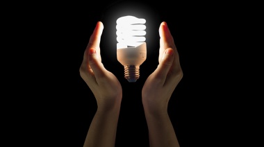 Lanzan un plan para que los usuarios de menores ingresos ahorren energía eléctrica