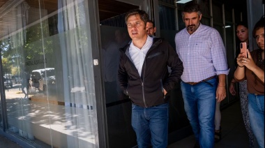 Kicillof volvió a marcar diferencias con Milei: "Los que niegan el cambio climático que vengan a Miramar"