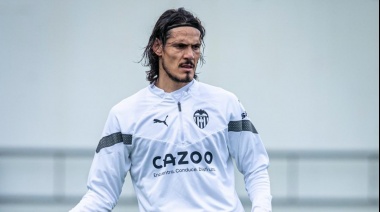 Cavani acordó su salida del Valencia y se acerca a Boca
