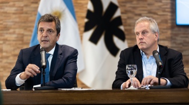 Massa recibe el apoyo de la comunidad universitaria ante la amenaza privatizadora de la oposición