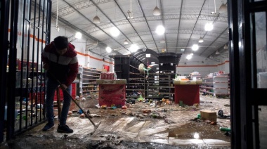 Alerta en el conurbano: más de 50 detenidos por "incentivar" saqueos en supermercados