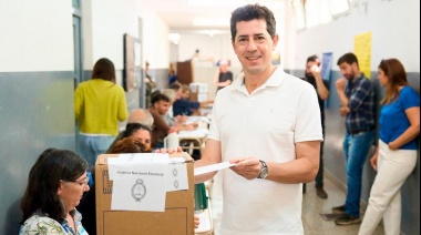 Votó De Pedro: "Hoy vamos a las urnas a decidir el país que queremos"