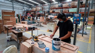 Más de 1.000 mipymes comerciales solicitaron créditos para compra de productos nacionales