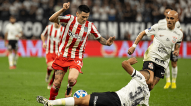Estudiantes perdió con Corinthians pero dejó la serie abierta para la vuelta en La Plata