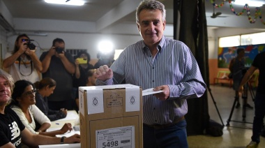 Rossi votó en Rosario y destacó el "mensaje de unidad nacional"