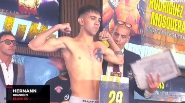 Gran debut del boxeador paceño Brandon Hermann en el Casino de Buenos Aires