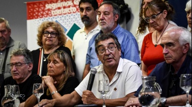 Admiten tratar el primer amparo colectivo contra el decretazo de Milei