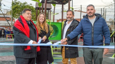 Mario Ishii inauguró una nueva plaza en el distrito