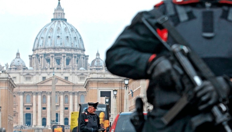 Francisco inaugura el Jubileo en Roma bajo una alerta máxima - Diario a ...