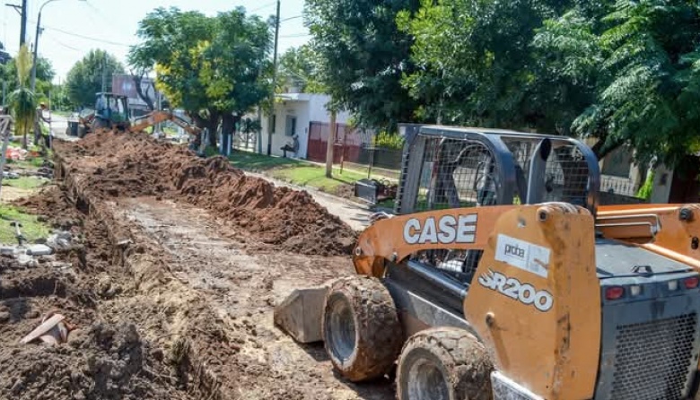 Continúan las obras cloacales para el distrito