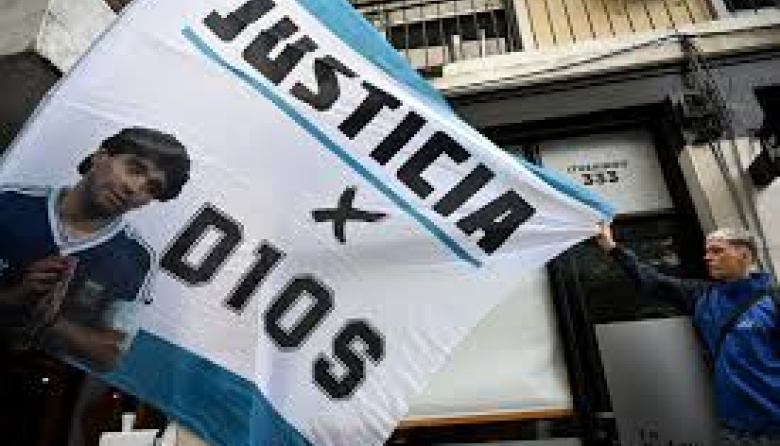 Hoy se sortea el tribunal que asumirá la reanudación del juicio por la muerte de Maradona