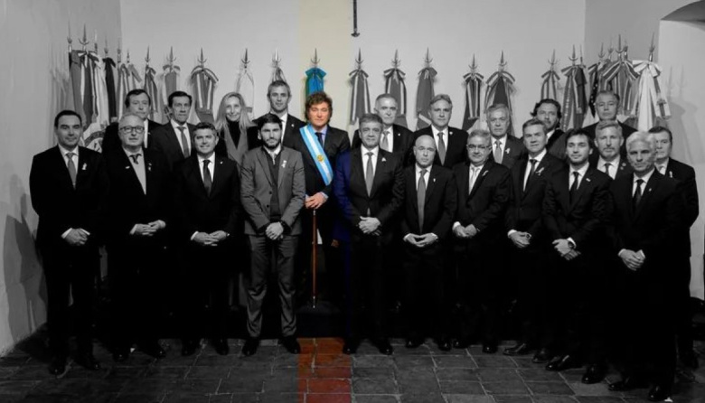 Llaryora llamó a los senadores a defender "los intereses del pueblo"