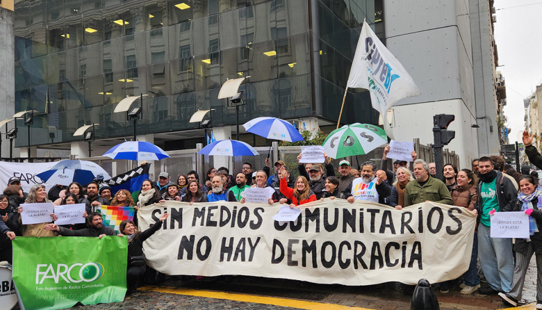Medios cooperativos y comunitarios exigieron que Enacom libere los fondos adjudicados