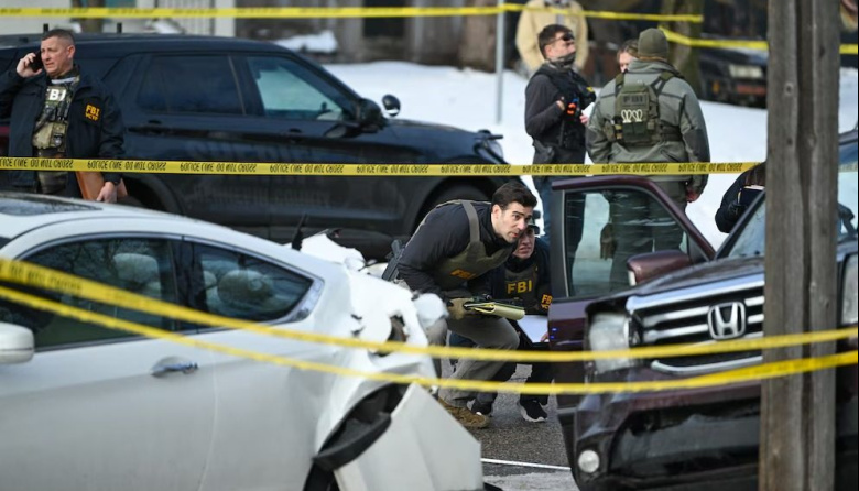 Un agente de ICE disparó a quemarropa y asesinó a mujer en Minneapolis