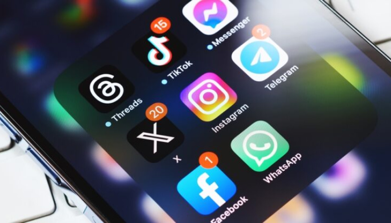 Un proyecto de ley ingresado en la Cámara de Diputados bonaerense establece el límite de acceso a las redes sociales en los 13 años