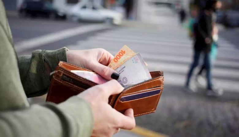 La canasta de indigencia aumentó el doble que la inflación general, en enero