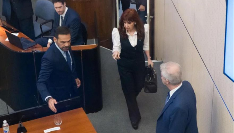 “¿Cuándo voy a contestar preguntas? Cuando alguien llame a Stornelli a declarar sobre las barbaridades escritas en esta causa"