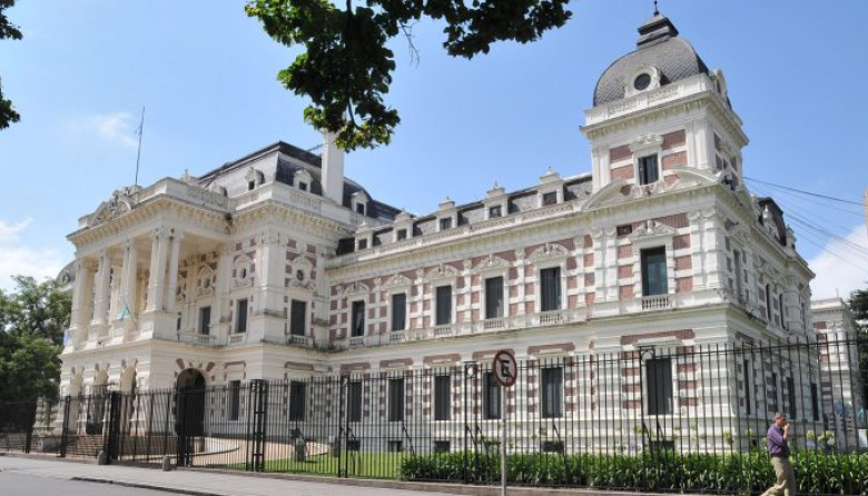 Kicillof alertó a los intendentes sobre “el agravamiento” de la situación fiscal en la provincia