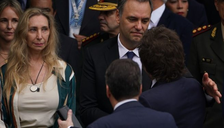 Allanaron la inmobiliaria que intervino en la compra del departamento de Adorni en Caballito