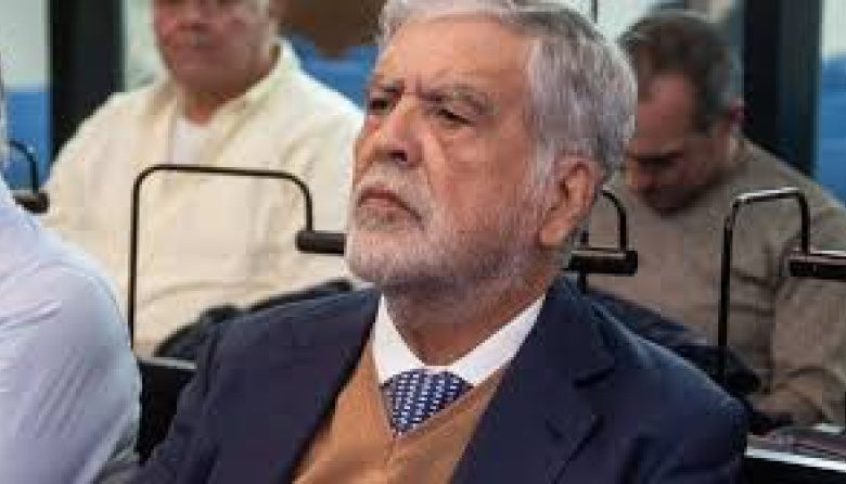 Se agrava la salud de De Vido