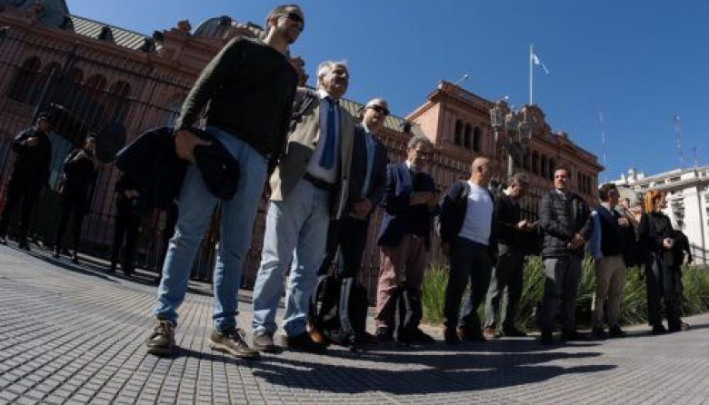 ADEPA expresó "máxima preocupación" por la restricción del acceso de periodistas a la Casa de Gobierno